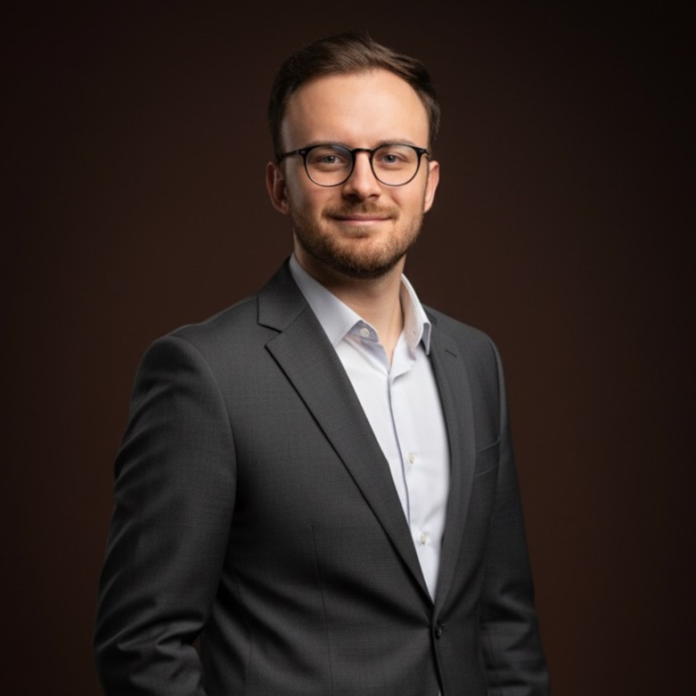 Av. Ahmet Faruk Erdem